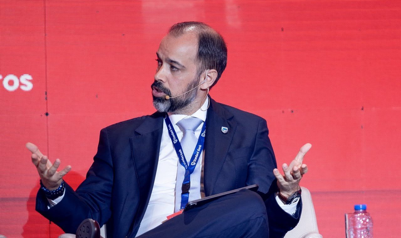 Eduardo Clemente: “O caminho mais natural para a internacionalização da banca angolana será começar por África”