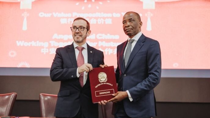 Access Bank Angola assina memorando com Câmara de Comércio Angola-China