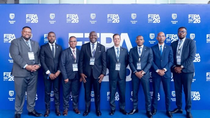 Standard Bank de Angola financia 340 mil milhões Kz a mais de 220 MPME em 14 meses